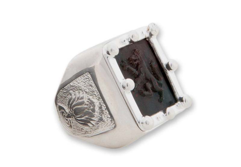 Regnas Bloodstone ring designs